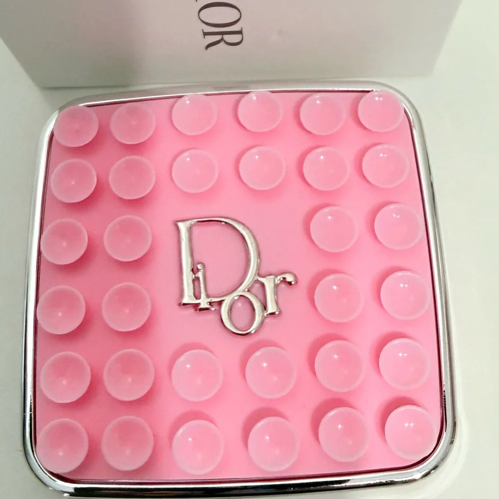 Dior Octobuddy Pink phone holder suction ring charm accessory - Picture 2 of 4